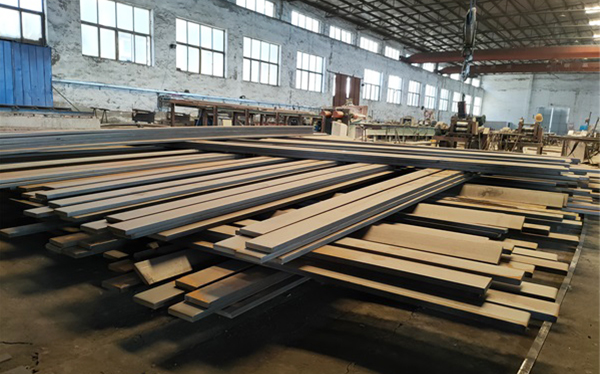 冷拔扁鋼的儲(chǔ)存要求 冷拔扁鋼的儲(chǔ)存要求